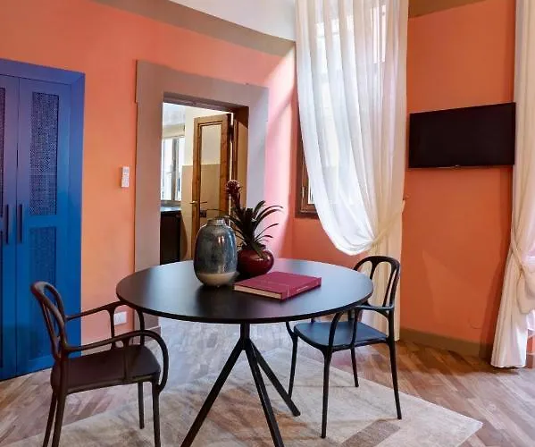 Luxury Trevi House